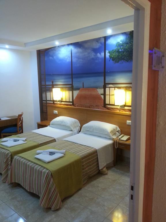 Hotel Vedra San Antonio  Exteriör bild